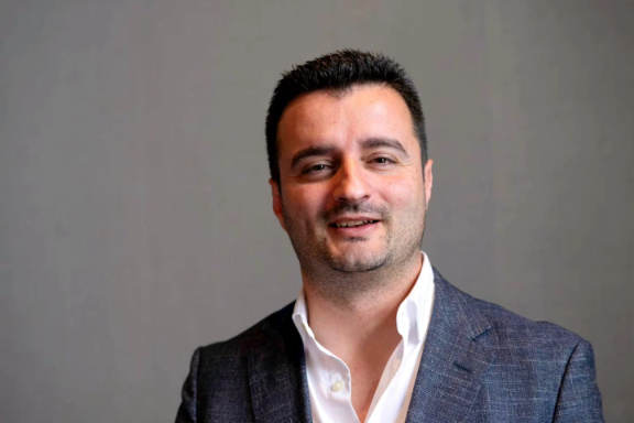TIAGO TEIXEIRA