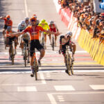 XABIER ISASA VENCE EM DIA INTENSO